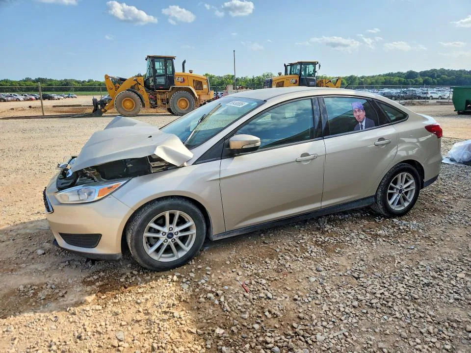 2017 Ford Focus VIN 1FADP3F21HL241668 фото 1