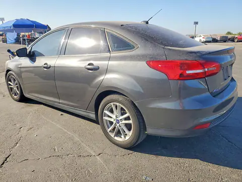 2017 Ford Focus VIN 1FADP3F26HL285715 фото 2