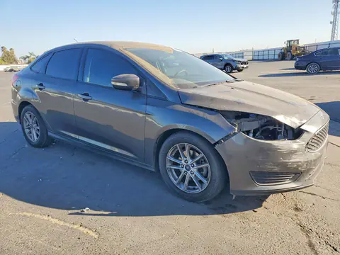 2017 Ford Focus VIN 1FADP3F26HL285715 фото 4