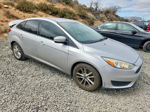 2017 Ford Focus VIN 1FADP3F29HL247654 фото 4