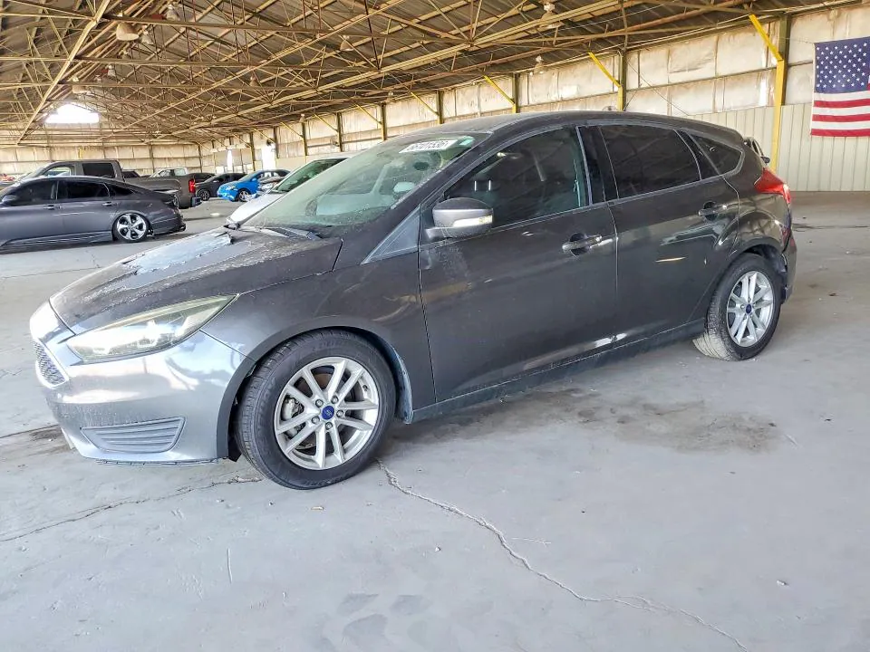 2017 Ford Focus VIN 1FADP3K29HL216572 фото 1