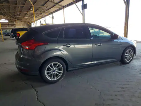 2017 Ford Focus VIN 1FADP3K29HL216572 фото 3