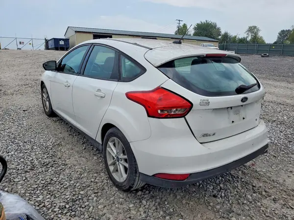 1FADP3K25HL322341 — 2017 Ford Focus, фото 2 с аукциона Copart 13.10.2026, Задняя часть