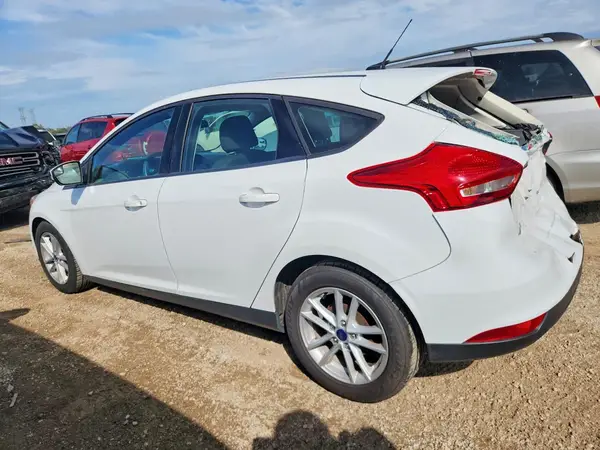 1FADP3K27HL262823 — 2017 Ford Focus, фото 2 с аукциона Copart 06.10.2026, Задняя часть