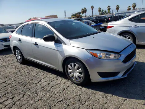 2017 Ford Focus VIN 1FADP3E26HL343940 фото 4