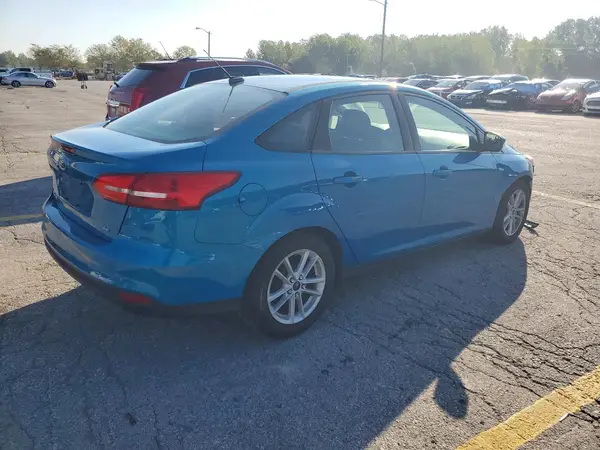 1FADP3F2XHL236856 — 2017 Ford Focus, фото 3 с аукциона Copart 08.10.2026, Передняя часть