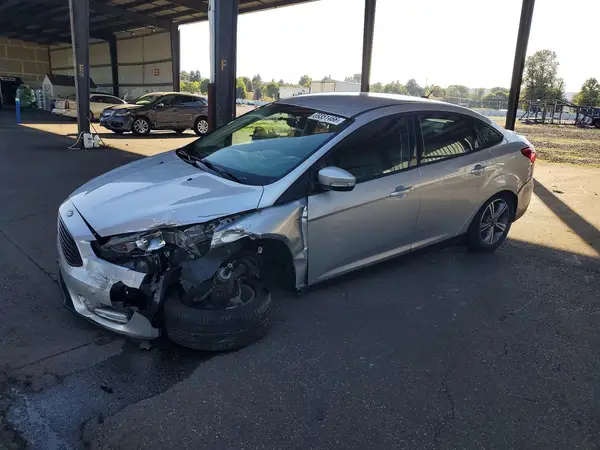 1FADP3FE3HL292924 — 2017 Ford Focus, Передняя часть (Front End), фото до ремонта