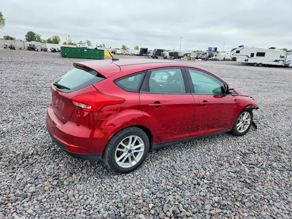 1FADP3K24HL213952 — 2017 Ford Focus, фото 3 с аукциона Copart, Передняя часть
