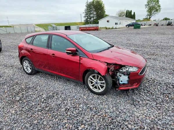 1FADP3K24HL213952 — 2017 Ford Focus, фото 4 с аукциона Copart, Передняя часть
