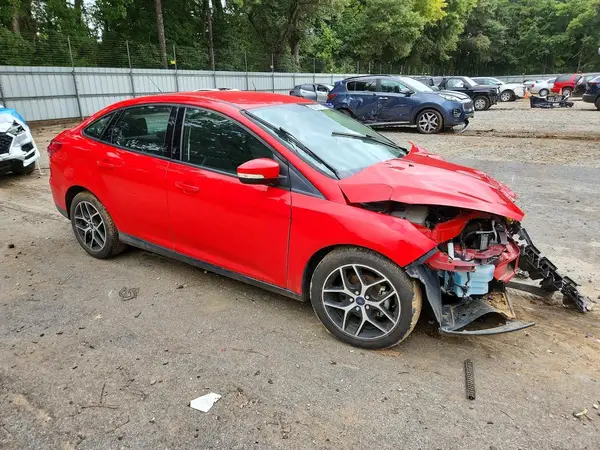 1FADP3FE2HL336864 — 2017 Ford Focus, фото 4 с аукциона Copart, Передняя часть