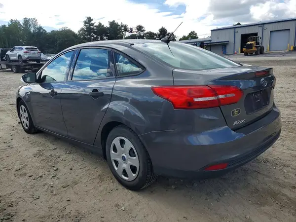 1FADP3E23HL316565 — 2017 Ford Focus, фото 2 с аукциона Copart 12.10.2026, Передняя часть