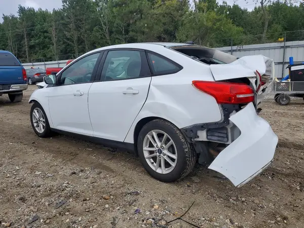 1FADP3F23HL327595 — 2017 Ford Focus, фото 2 с аукциона Copart 06.10.2026, Передняя часть