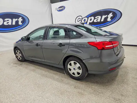 2017 Ford Focus VIN 1FADP3E24HL235963 фото 2
