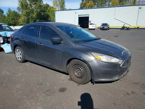 2017 Ford Focus VIN 1FADP3E26HL271329 фото 4