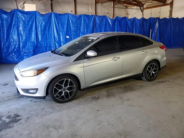 1FADP3H29HL204297 — 2017 Ford Focus, Боковая часть (Side), фото до ремонта