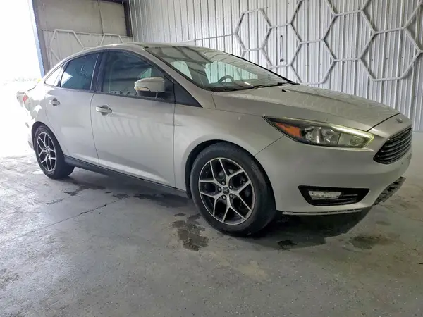 1FADP3F20JL214628 — 2018 Ford Focus, фото 4 с аукциона Copart 01.10.2026, Задняя часть