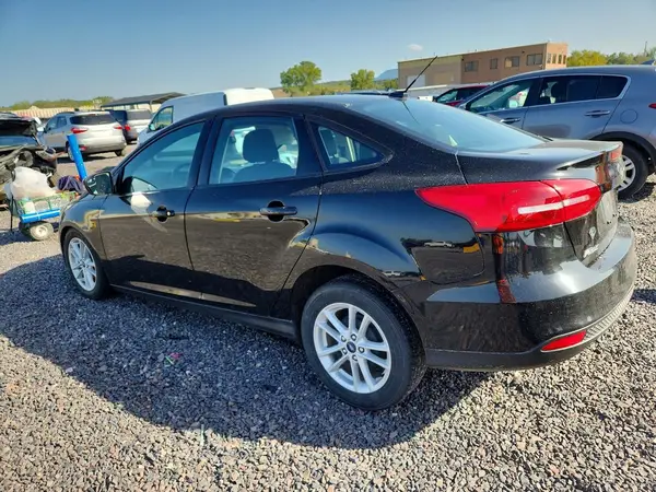 1FADP3F2XJL278062 — 2018 Ford Focus, фото 2 с аукциона Copart, Передняя часть