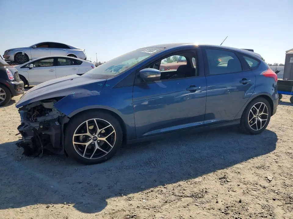 2018 Ford Focus VIN 1FADP3M2XJL278419 фото 1