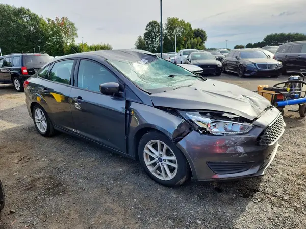1FADP3F29JL290865 — 2018 Ford Focus, фото 4 с аукциона Copart 01.10.2026, Передняя часть