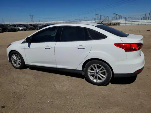 2018 Ford Focus VIN 1FADP3FE3JL304284 фото 2