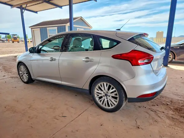 1FADP3N2XJL252238 — 2018 Ford Focus, фото 2 с аукциона Copart 29.09.2026, Передняя часть
