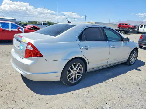 3FAHP0JG6BR172858 — 2011 Ford Fusion, фото 3 с аукциона Copart 06.10.2026, Передняя часть