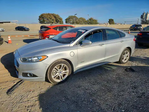 3FA6P0SU2FR253390 — 2015 Ford Fusion, Боковая часть (Side), фото до ремонта