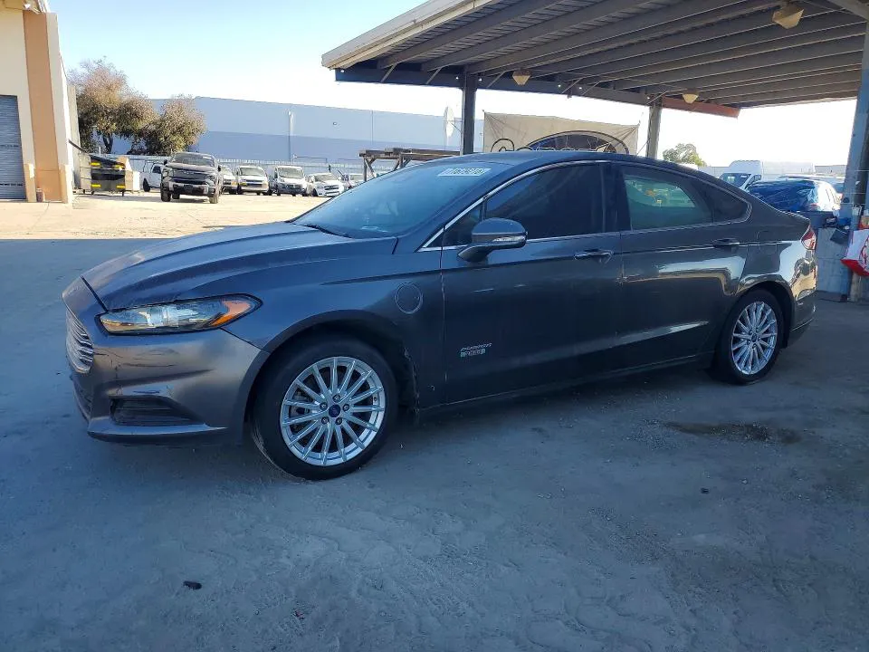 2015 Ford Fusion VIN 3FA6P0SUXFR247790 фото 1