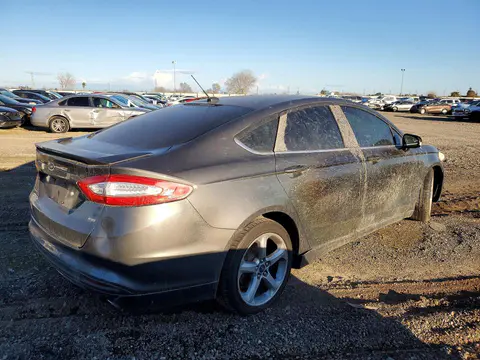 2015 Ford Fusion VIN 3FA6P0H74FR214124 фото 3