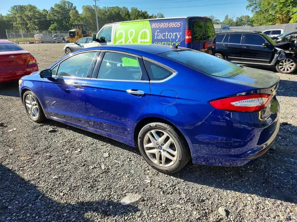3FA6P0H72GR140901 — 2016 Ford Fusion, фото 2 с аукциона Copart, Передняя часть