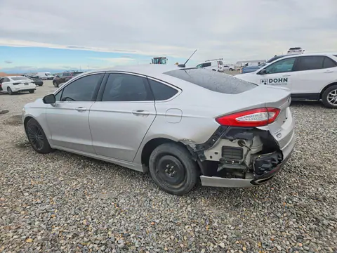 2016 Ford Fusion VIN 3FA6P0T91GR156855 фото 2