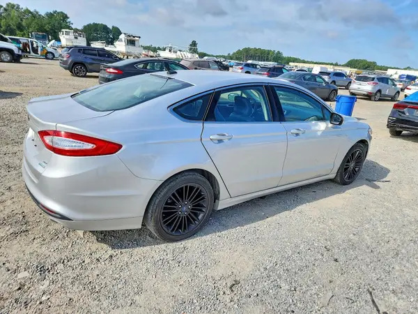 3FA6P0HD9GR170662 — 2016 Ford Fusion, фото 3 с аукциона Copart 13.10.2026, Передняя часть