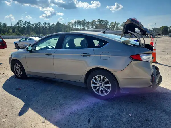 3FA6P0G79GR111087 — 2016 Ford Fusion, фото 2 с аукциона Copart, Задняя часть