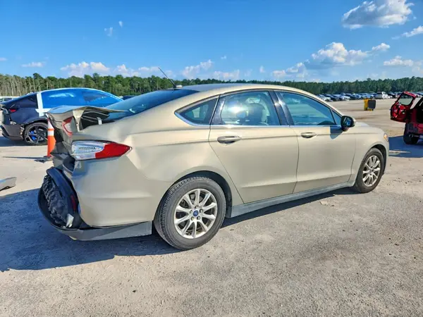 3FA6P0G79GR111087 — 2016 Ford Fusion, фото 3 с аукциона Copart, Задняя часть