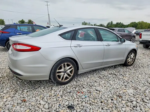 3FA6P0H75GR175934 — 2016 Ford Fusion, фото 3 с аукциона Copart, Передняя часть