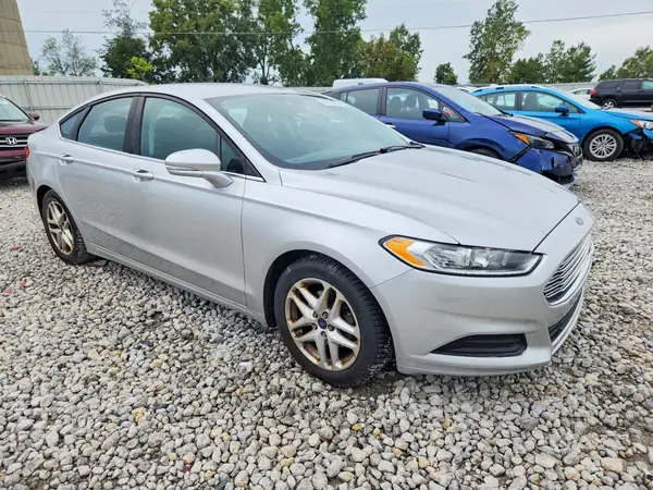 3FA6P0H75GR175934 — 2016 Ford Fusion, фото 4 с аукциона Copart, Передняя часть
