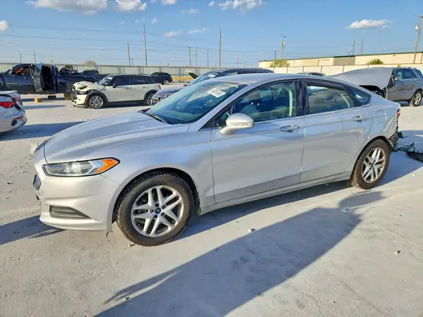 3FA6P0HD5GR388324 — 2016 Ford Fusion, Задняя часть (Rear End), фото до ремонта