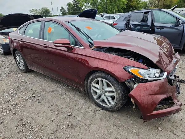 3FA6P0H74GR201844 — 2016 Ford Fusion, фото 4 с аукциона Copart, Передняя часть