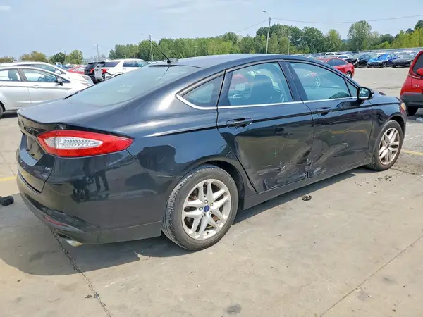 3FA6P0H72GR112256 — 2016 Ford Fusion, фото 3 с аукциона Copart 05.10.2026, Боковая часть