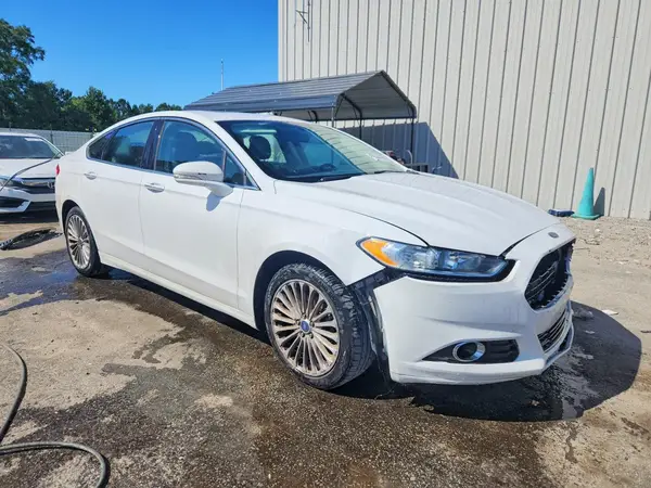 3FA6P0K96GR367549 — 2016 Ford Fusion, фото 4 с аукциона Copart, Задняя часть