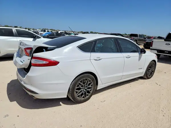 3FA6P0LU2GR397845 — 2016 Ford Fusion, фото 3 с аукциона Copart, Задняя часть