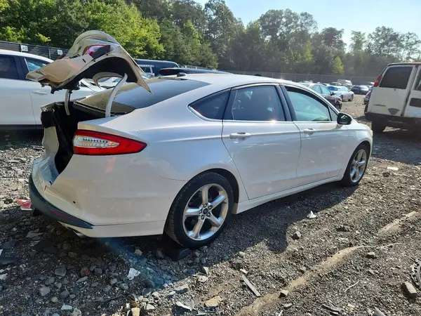 3FA6P0HD3GR140959 — 2016 Ford Fusion, фото 3 с аукциона Copart 02.10.2026, Задняя часть