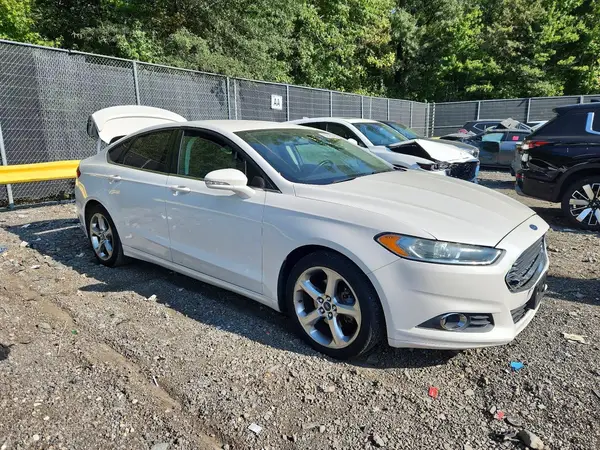 3FA6P0HD3GR140959 — 2016 Ford Fusion, фото 4 с аукциона Copart 02.10.2026, Задняя часть