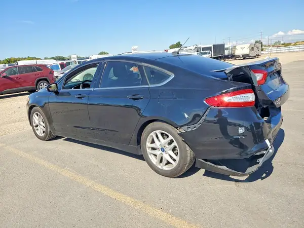 3FA6P0H72GR332075 — 2016 Ford Fusion, фото 2 с аукциона Copart, Задняя часть
