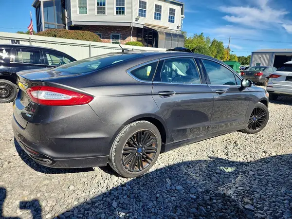 3FA6P0T94GR313679 — 2016 Ford Fusion, фото 3 с аукциона Copart 01.10.2026, Мелкие вмятины и царапины