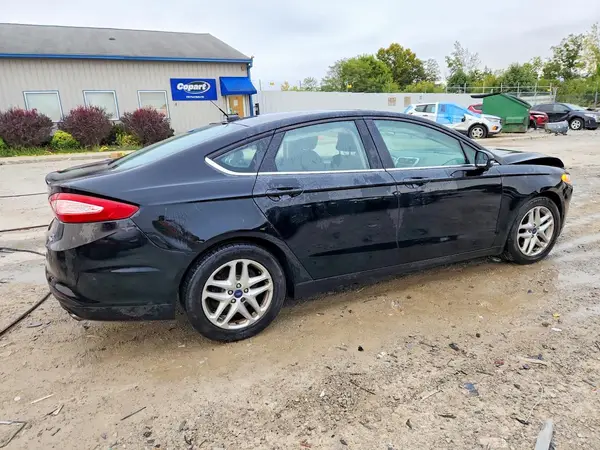 3FA6P0HD2GR365292 — 2016 Ford Fusion, фото 3 с аукциона Copart, Передняя часть