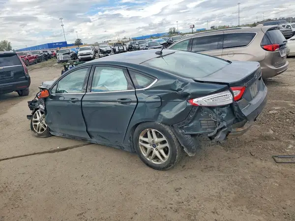 1FA6P0H75G5106809 — 2016 Ford Fusion, фото 2 с аукциона Copart, Передняя часть