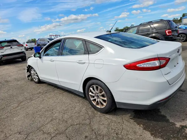3FA6P0G71GR322364 — 2016 Ford Fusion, фото 2 с аукциона Copart, Передняя часть