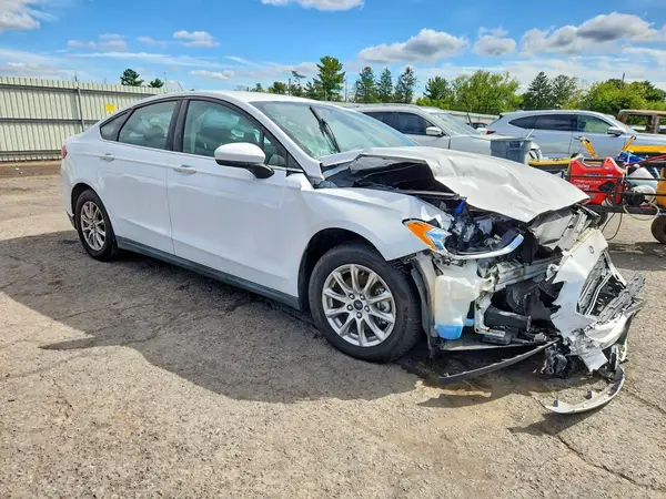 3FA6P0G71GR322364 — 2016 Ford Fusion, фото 4 с аукциона Copart, Передняя часть