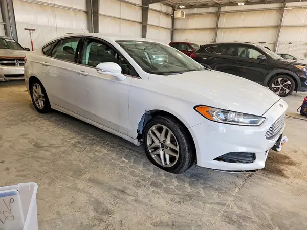 3FA6P0H76GR396393 — 2016 Ford Fusion, фото 4 с аукциона Copart, Передняя часть